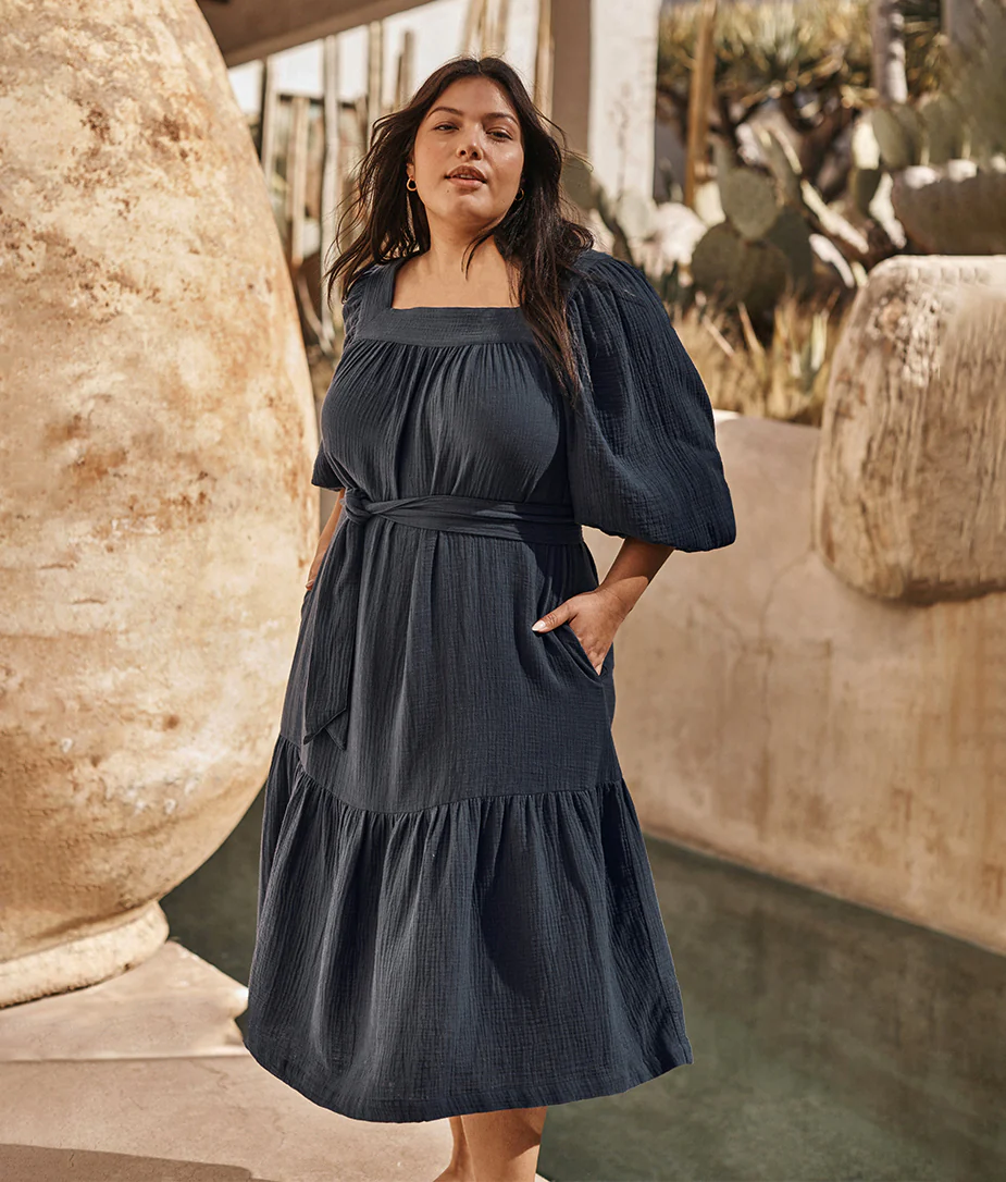 The Going Places Gauze Midi Dress - Midnight - Image 4